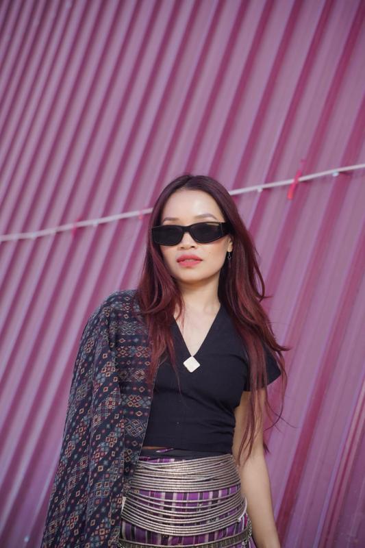 Review Thumbnail Image 0 1209160799