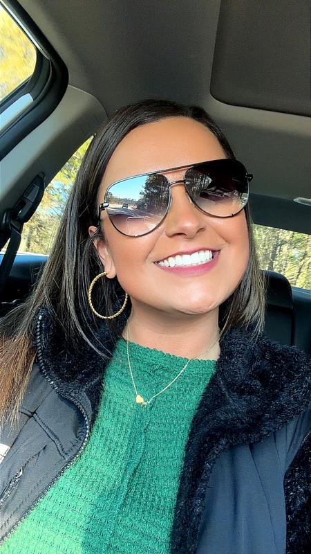 Customer photo for "LOVE these sunnies!!"