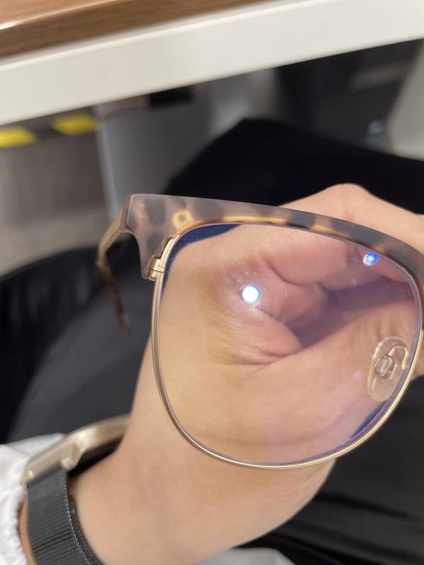 Review Thumbnail Image 0 1127704499