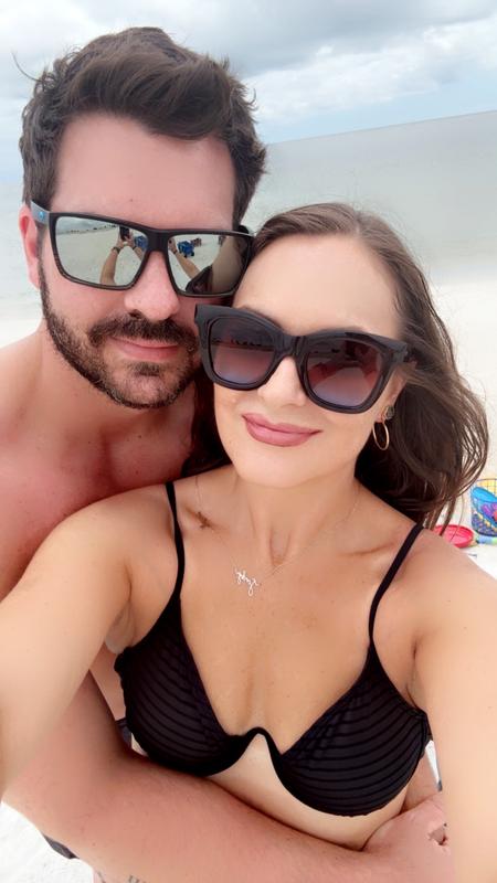 Customer photo for "My fav sunglasses! Bought 2 pair in case I lose 1!"