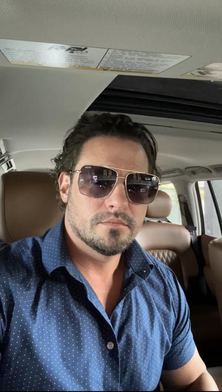 Review Thumbnail Image 0 1145687676