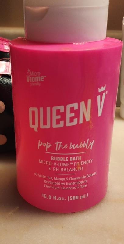 These 6 Gentle, Mood-Boosting Bubble Baths Won't Mess With Your Vagina –  Designs By Cece Symoné