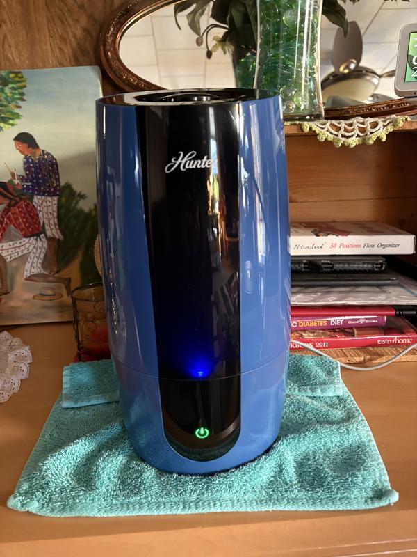 Hunter Aspire 0.7 Gal Top Fill Ultrasonic Cool Mist Humidifier