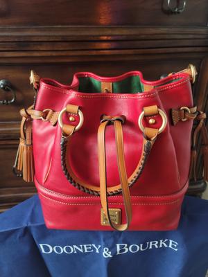 Dooney hot sale buckley bag