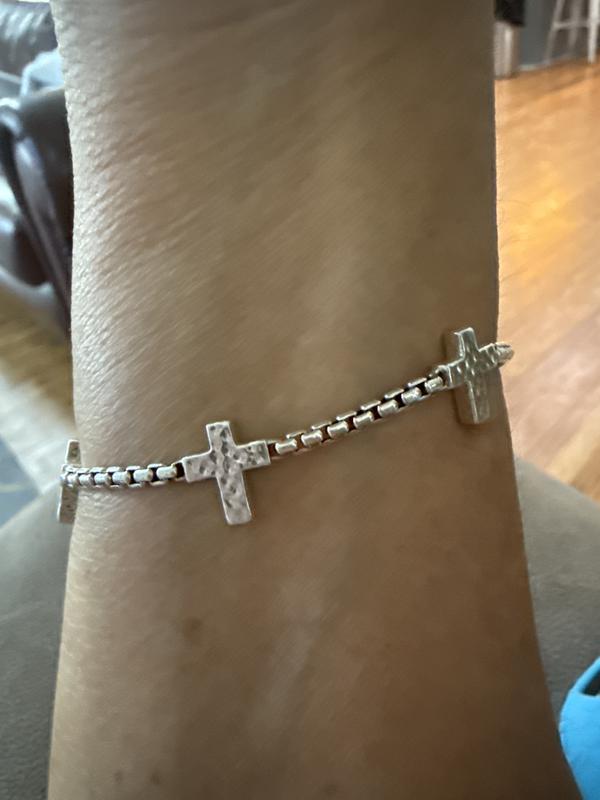 JAI Sterling Silver Symbols of Love Box Chain Station