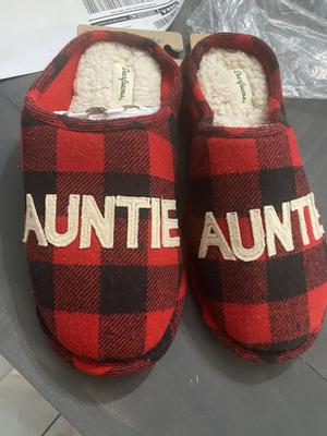 Dearfoams auntie best sale bear slippers