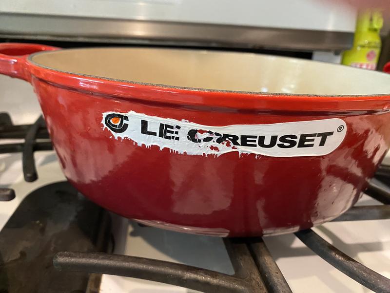 ルクルーゼ　CASSADOU 27cm 色 : チェリー Signature Round Cassadou | Le Creuset®