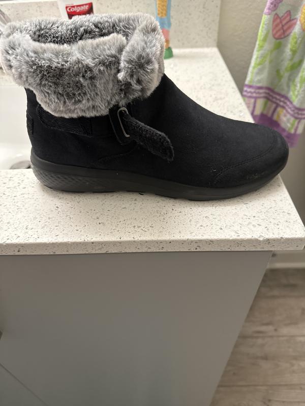 Skechers On the GO City 2 Suede and Faux Fur Ankle Boots - Cuddle