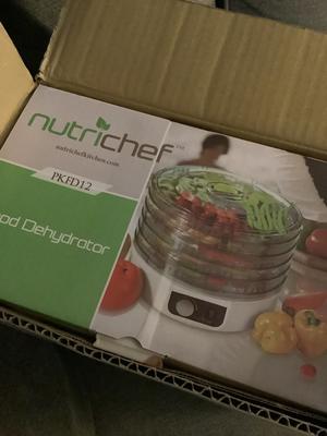 Nutrichef Electric Countertop Food Dehydrator &Preserver 