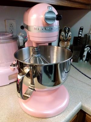 QVC deal: Get 15% off the KitchenAid Pro 600 Lift Stand Mixer