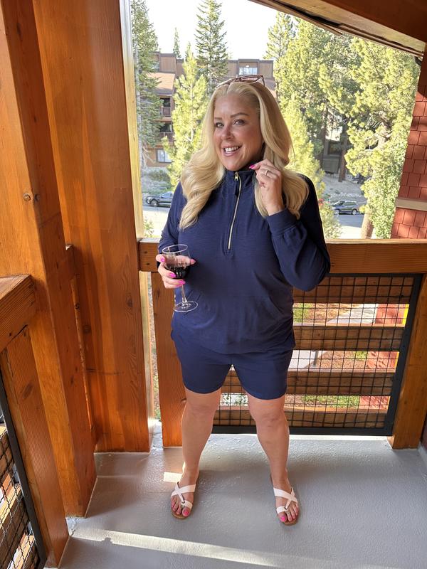 Bergページ Belle by Kim Gravel Half Zip Kanga Top - QVC.com