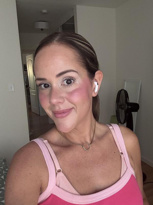 Customer photo for "A Soft, Sweet Pink that Lasts All Day"