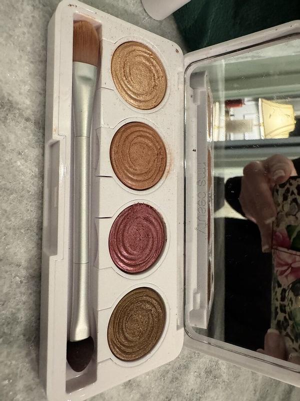 Customer carousel item 1.