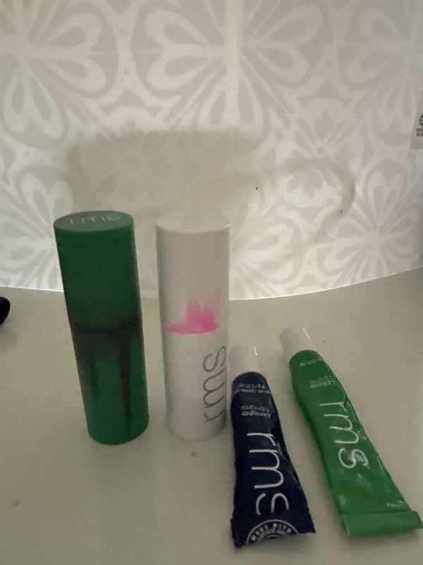 Customer photo for "I love the lip lights"