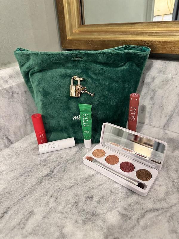 Customer carousel item 1.