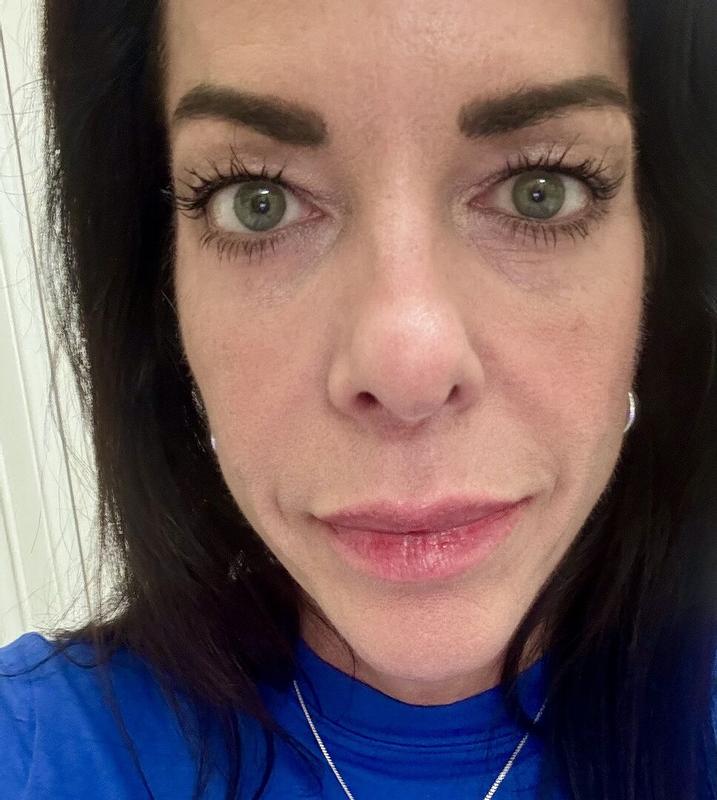 Customer photo for "Subtle every day glow"