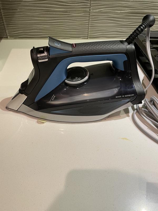 Rowenta® Focus Excel Clothes/Steam Iron in Black/Blue Customer Reviews