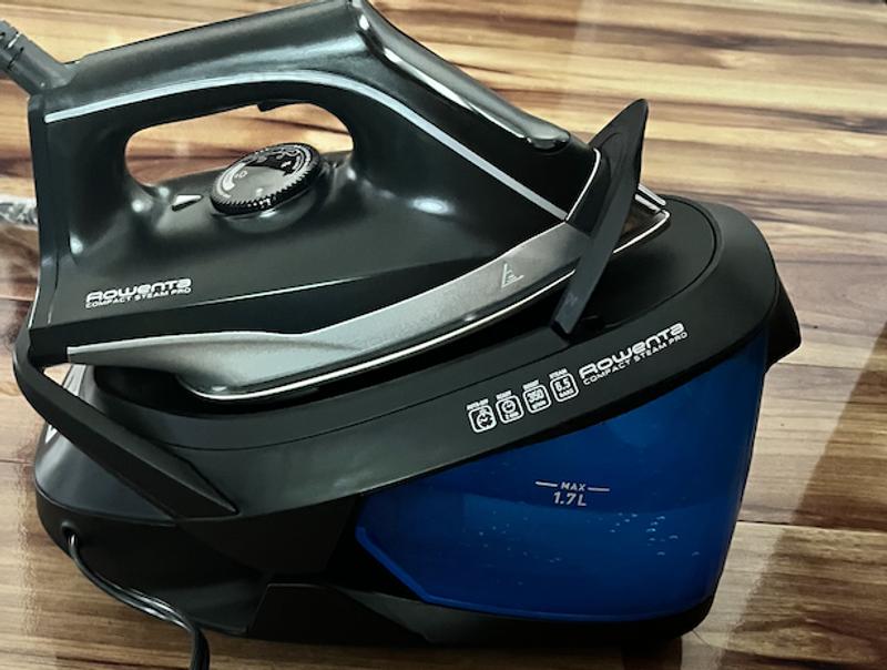 Rowenta Vr8324 Compact Steam Pro