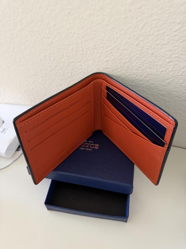 Customer photo for "Beautiful and Well-Made Wallet"