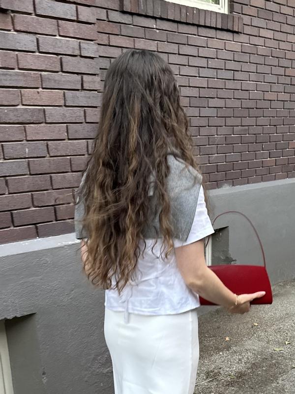 Customer photo for "A tall drink of water for dry mountain/desert hair."