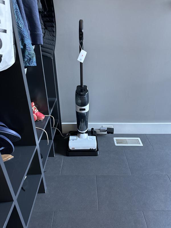 Roborock Dyad Pro Vacuum Cleaner: A Deep Dive into its Features and  Performance, by Mishalrdx