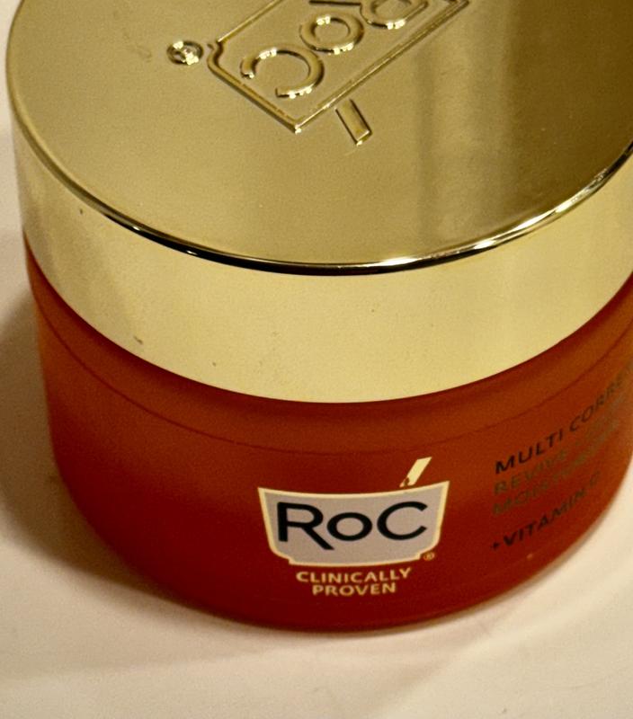 MULTI CORREXION® Revive + Glow Moisturizer – RoC® Skincare