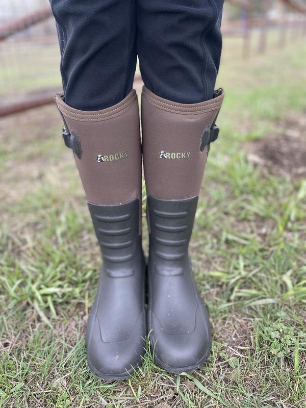 Rubber chore outlet boots