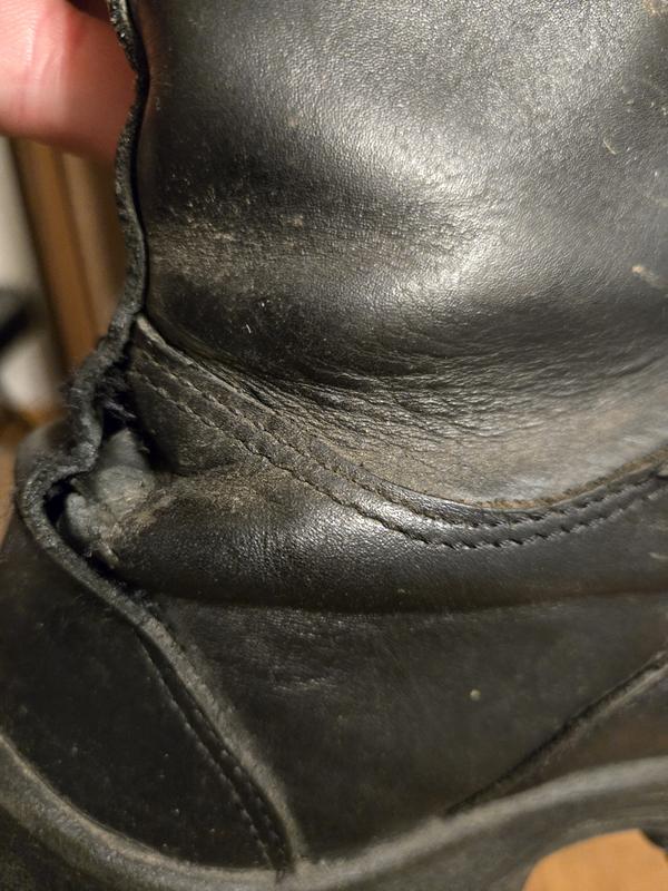 Broken threads in the back after 6 months