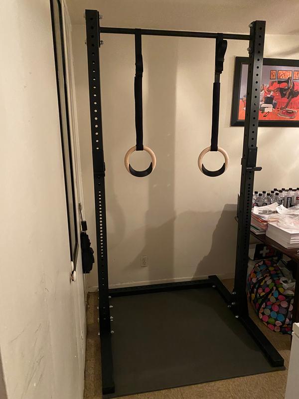home gym rings setup