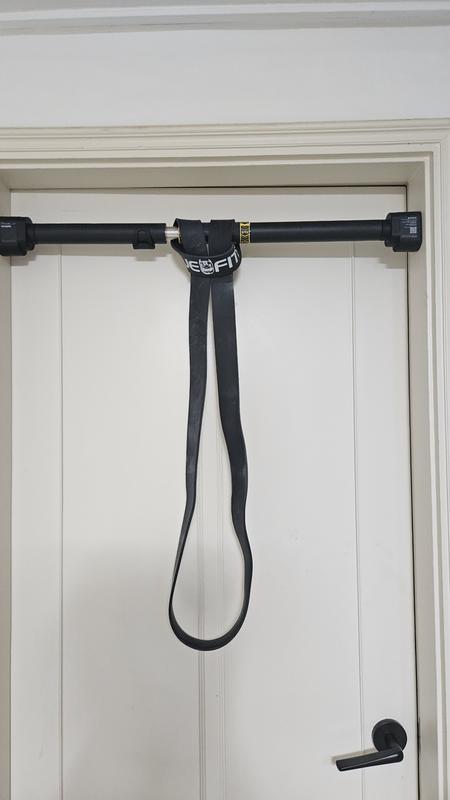 I can do few pull-ups with this