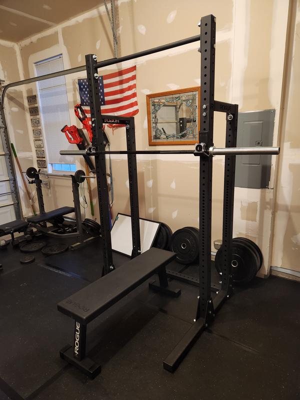 Half rack mural de musculation pour entraînement en homegym