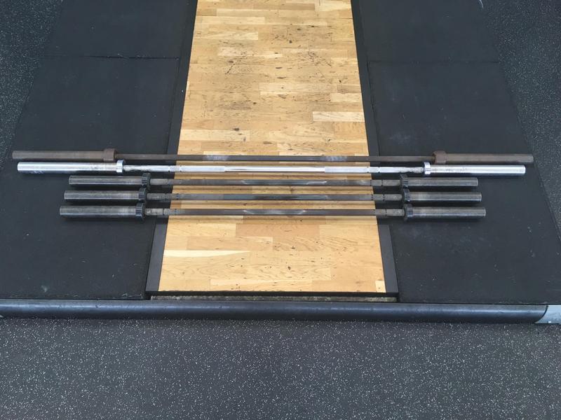 Rogue C-70 Bar - Shorty 70 Barbell - Weightlifting / CrossFit