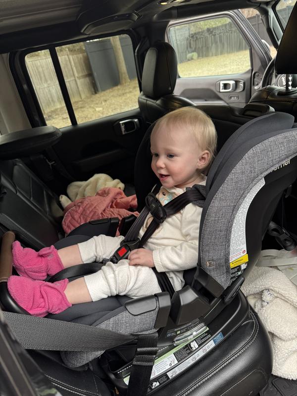 Customer photo for "Solid High Quality Car Seat with a Few Quirks"