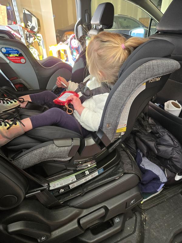 Customer photo for "Safe and Comfortable Car Seat"