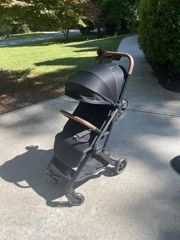Customer photo for "Compact but doesnt skimp on sturdiness or style"