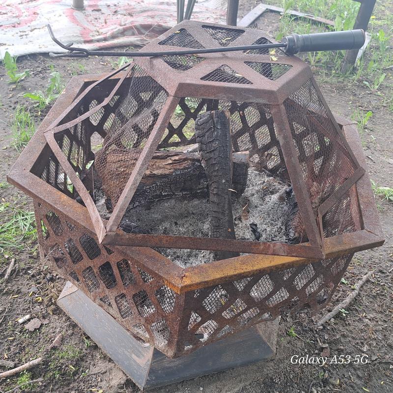 FIREISLAND Fire Island 28-in Hexagonal Bronze Steel Wood-Burning