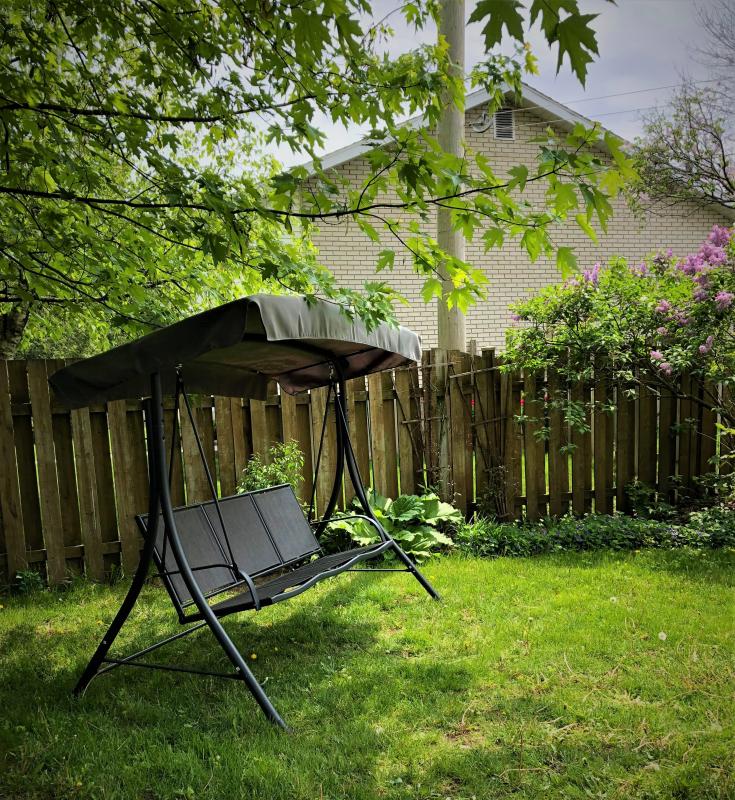 2 seater garden swing b&m best sale