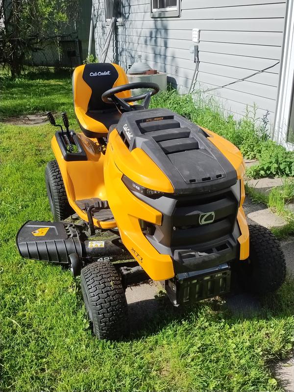 Cub Cadet LT42 547CC 42-in Riding Lawn Mower Black and Yellow