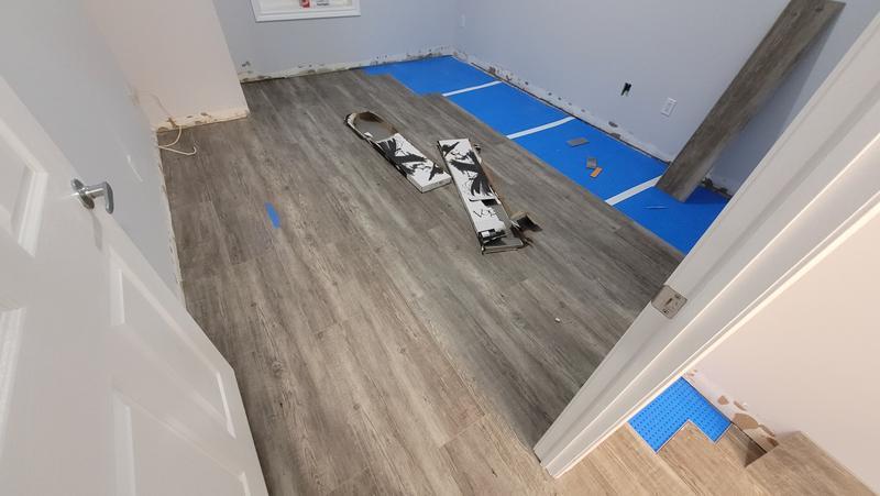 Taiga Building Products Barn Wood Vogue Grey 48-in x 9-in