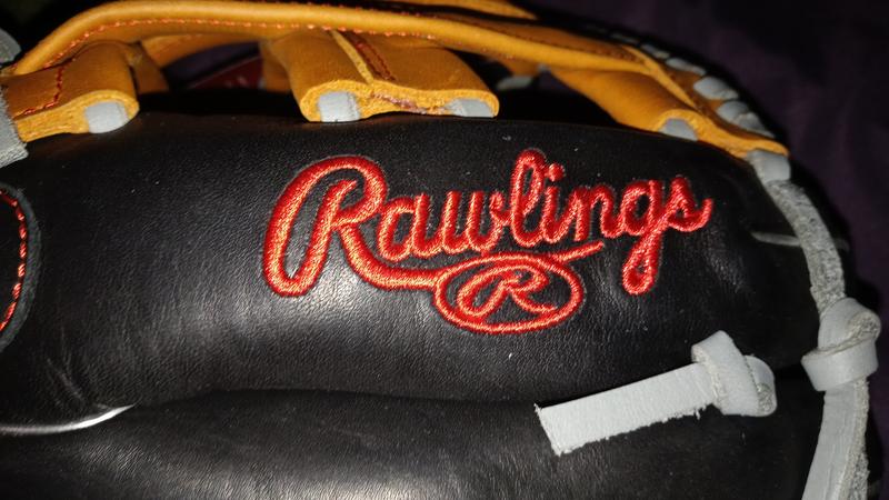 Rawlings R9 ContoUR 11.25-inch Baseball Glove, 189,00 €