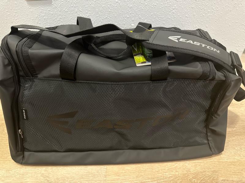 Easton E100D Duffle Bag | Baseball Duffle Bag | Easton