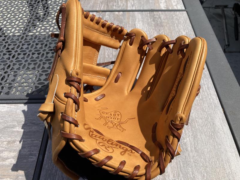 Custom Rawlings Heart of the Hide BYU - PRO3029-6 - 12.75 Baseball Glove