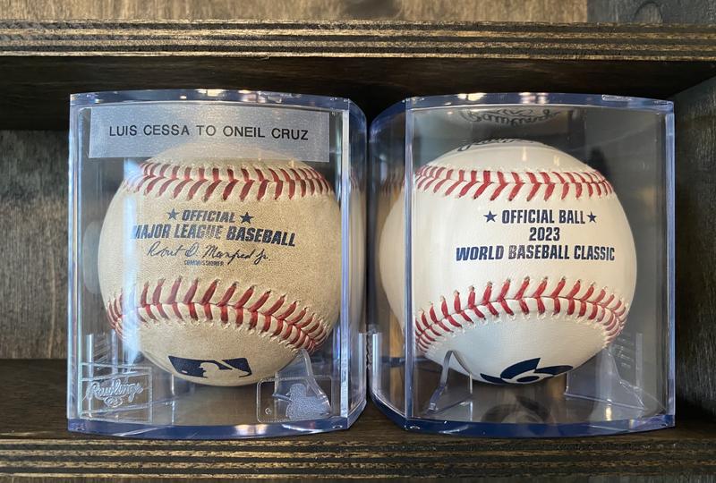 Display Case - Baseball - Single Ball, Baseball Memorabilia Displays