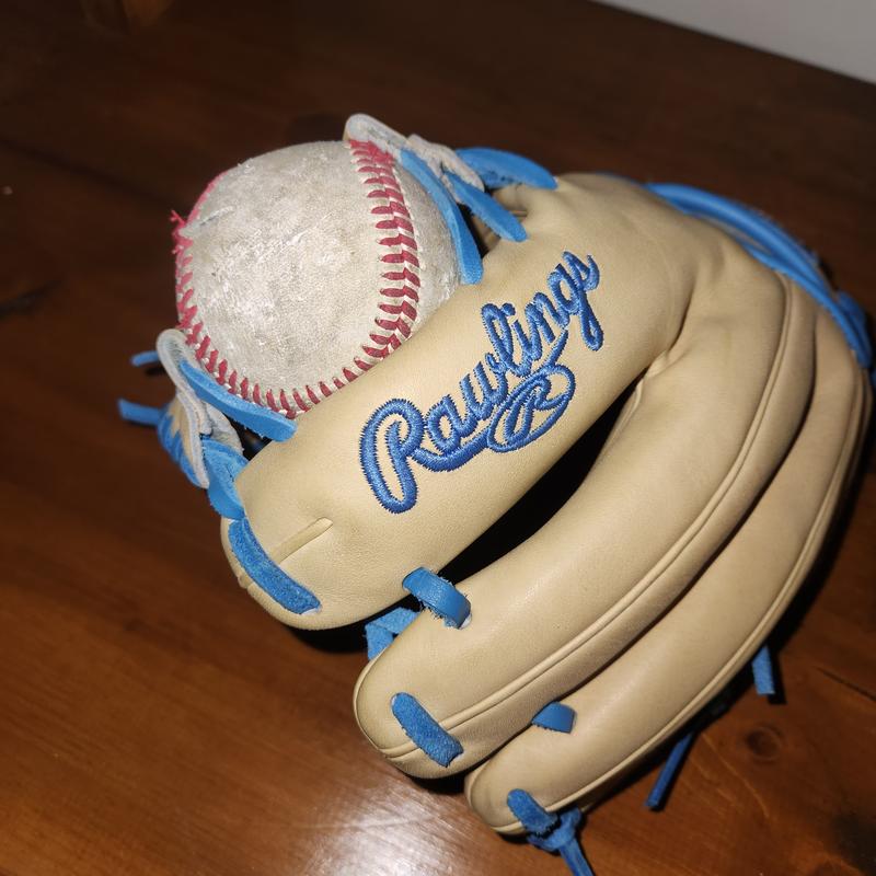 Rawlings Pro Preferred 12-Inch Pitcher's Glove | 200 Pattern