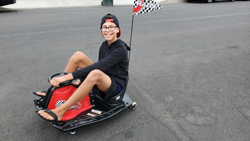 toys r us razor cart