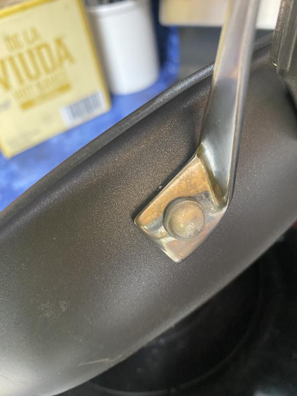 Handles are well attached