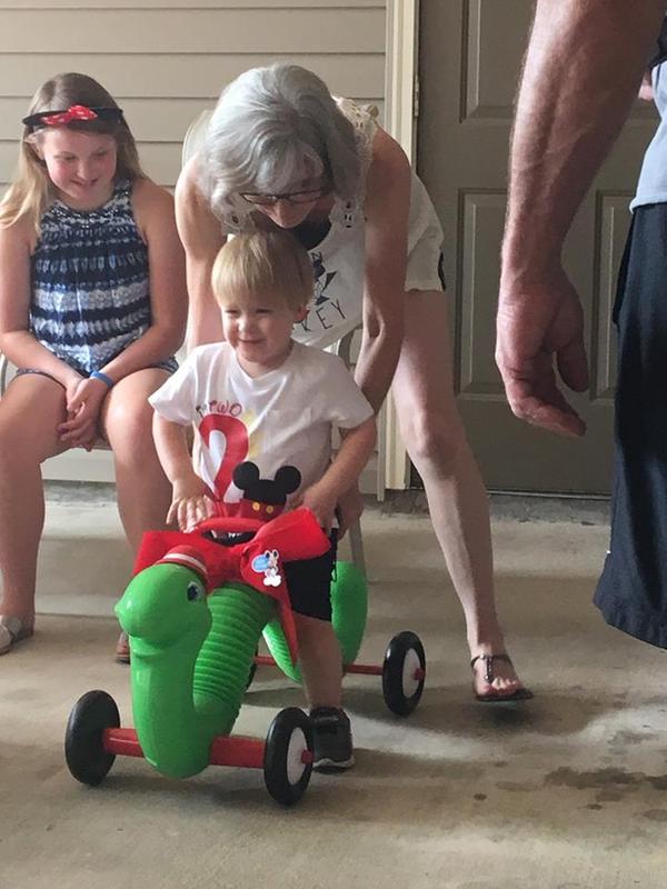 radio flyer green worm