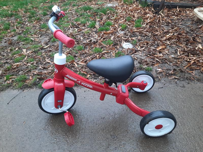 Radio flyer tricycle discount for 2 year old