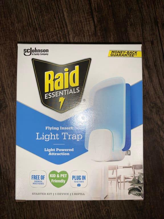 Flying Insect Trap Starter Kit + Refill Bundle