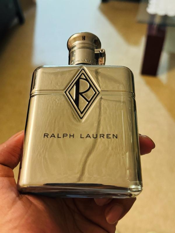 Customer photo for "Solid all weather fragrance"